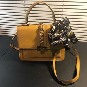 Aldo  Yellow Glenda purse